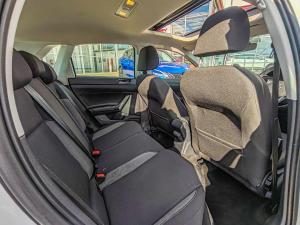 Volkswagen Polo hatch 1.0TSI Life auto - Image 8