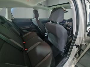 Volkswagen Polo hatch 1.0TSI Life auto - Image 10