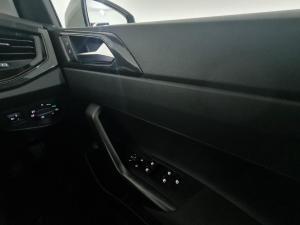 Volkswagen Polo hatch 1.0TSI Life auto - Image 17
