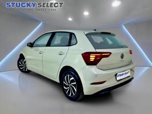 Volkswagen Polo hatch 1.0TSI Life auto - Image 6