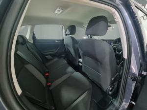 Volkswagen Polo hatch 1.0TSI Life auto - Image 10