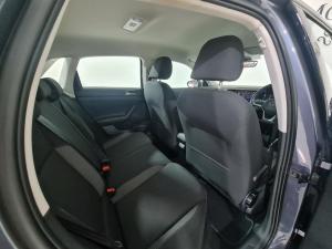 Volkswagen Polo hatch 1.0TSI Life auto - Image 10