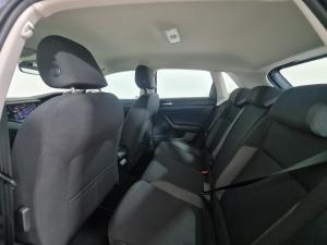 Volkswagen Polo hatch 1.0TSI Life auto - Image 11