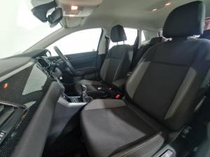 Volkswagen Polo hatch 1.0TSI Life manual - Image 13