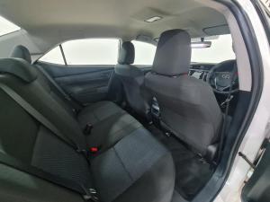 Toyota Corolla Quest 1.8 Plus manual - Image 11