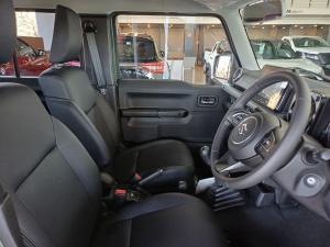 Suzuki Jimny 1.5 GL AllGrip 5-door manual - Image 9