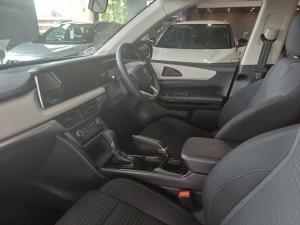 Mahindra XUV700 2.0T AX5 - Image 14