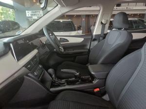 Mahindra XUV700 2.0T AX5 - Image 15