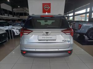 Mahindra XUV700 2.0T AX5 - Image 5