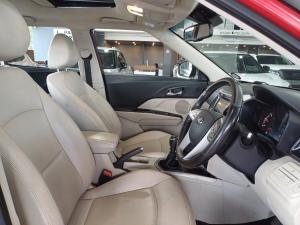 Mahindra XUV300 1.5TD W8 - Image 11