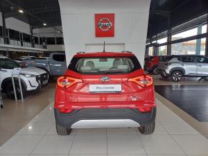 Mahindra XUV300 1.5TD W8 - Image 5