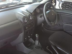 Nissan NP200 1.6i safety pack (aircon) - Image 10