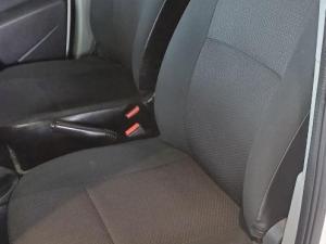 Nissan NP200 1.6i safety pack (aircon) - Image 13