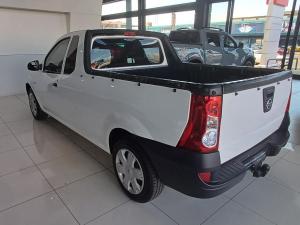Nissan NP200 1.6i safety pack (aircon) - Image 4