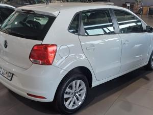 Volkswagen Polo Vivo hatch 1.6 Comfortline auto - Image 3