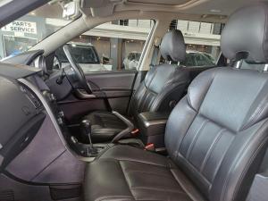 Mahindra XUV500 2.2CRDe W10 - Image 14