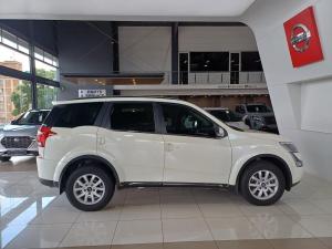 Mahindra XUV500 2.2CRDe W10 - Image 8