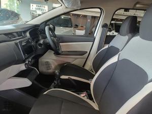 Renault Triber 1.0 Life - Image 14