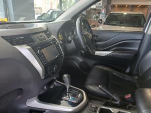 Nissan Navara 2.3D double cab LE auto - Image 12