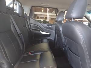 Nissan Navara 2.3D double cab LE auto - Image 13