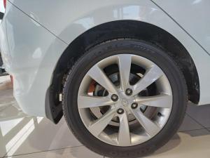 Hyundai Accent hatch 1.6 Fluid - Image 9