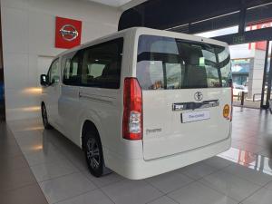 Toyota Quantum 2.8 LWB bus 11-seater GL - Image 4