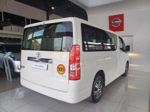 Toyota Quantum 2.8 LWB bus 11-seater GL - Image 6
