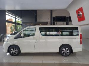 Toyota Quantum 2.8 LWB bus 11-seater GL - Image 8