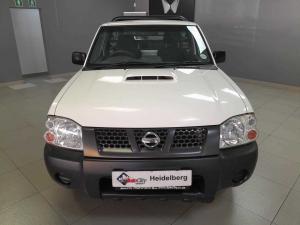 Nissan Hardbody NP300 2.5 TDi LWB 4X4S/C - Image 2
