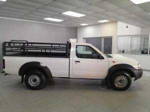 Nissan Hardbody NP300 2.5 TDi LWB 4X4S/C - Image 6