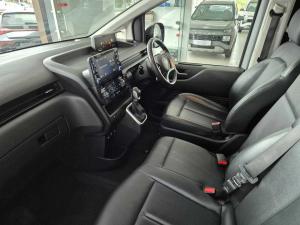 Hyundai Staria 2.2D Executive automatic - Image 14