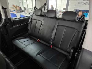 Hyundai Staria 2.2D Executive automatic - Image 16