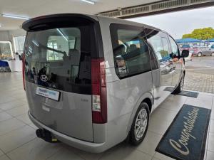 Hyundai Staria 2.2D Executive automatic - Image 9