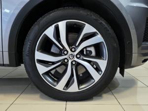 Jaguar E-Pace D200 AWD R-Dynamic SE - Image 12