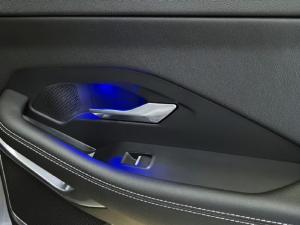 Jaguar E-Pace D200 AWD R-Dynamic SE - Image 18