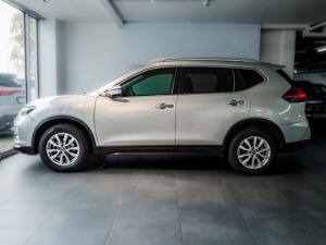Nissan X-Trail 2.5 4x4 Acenta Tech - Image 11