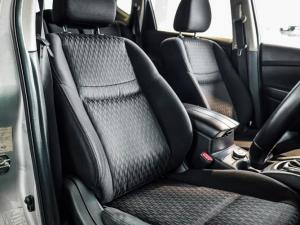 Nissan X-Trail 2.5 4x4 Acenta Tech - Image 16