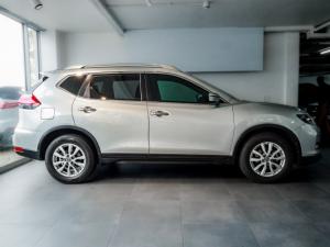 Nissan X-Trail 2.5 4x4 Acenta Tech - Image 2
