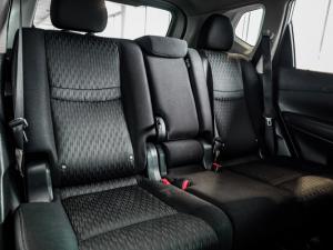 Nissan X-Trail 2.5 4x4 Acenta Tech - Image 7