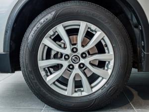 Nissan X-Trail 2.5 4x4 Acenta Tech - Image 8