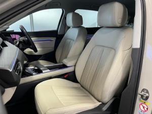 Audi e-tron 55 quattro Advanced - Image 11
