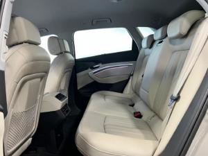 Audi e-tron 55 quattro Advanced - Image 13