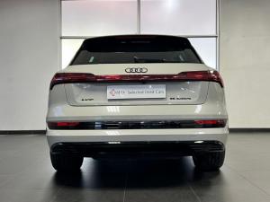 Audi e-tron 55 quattro Advanced - Image 9