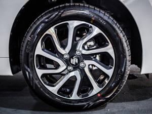 Suzuki Baleno 1.5 GLX auto - Image 10