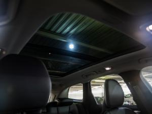 Volvo XC60 T8 Recharge AWD Ultimate Dark - Image 19