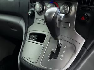Hyundai H-1 2.5VGTi bus GLS - Image 16
