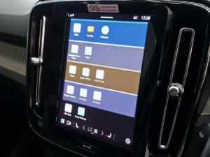 Volvo XC40 B4 Plus Dark - Image 25