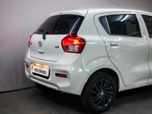 Toyota Vitz 1.0 XR auto - Image 15