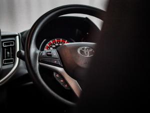 Toyota Vitz 1.0 XR auto - Image 8