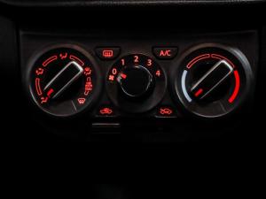 Toyota Vitz 1.0 XR auto - Image 9